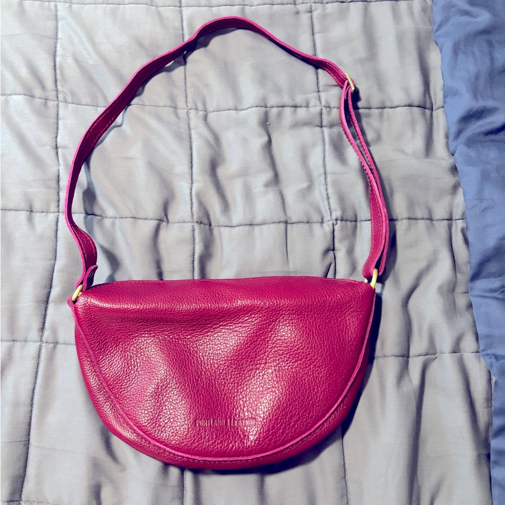 Portland Leather Koala Sling Bag